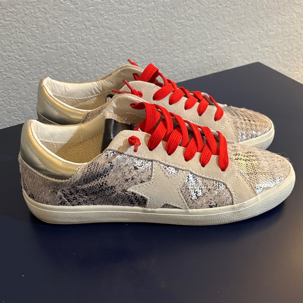 Steve Madden sneakers